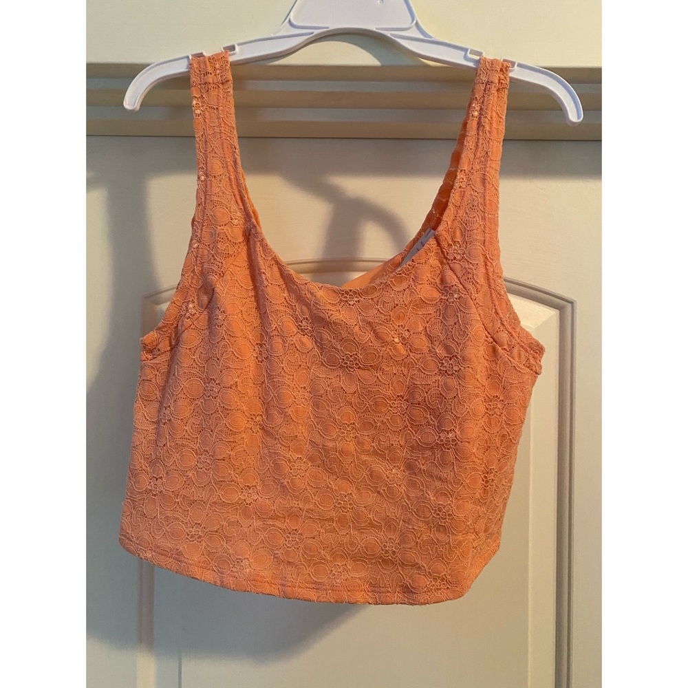 Adorable floral embroidered style top